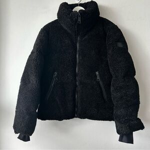 SAM. Sherpa Down Jacket in black